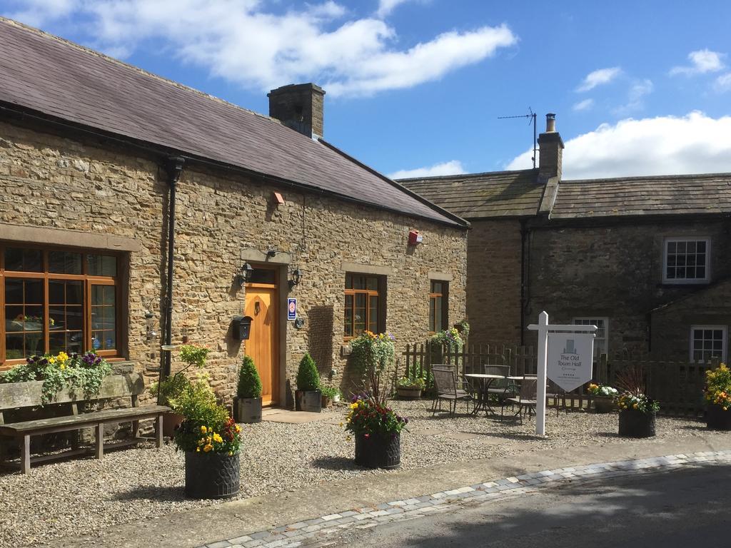 The Old Town Hall Bed & Breakfast Redmire Exterior photo